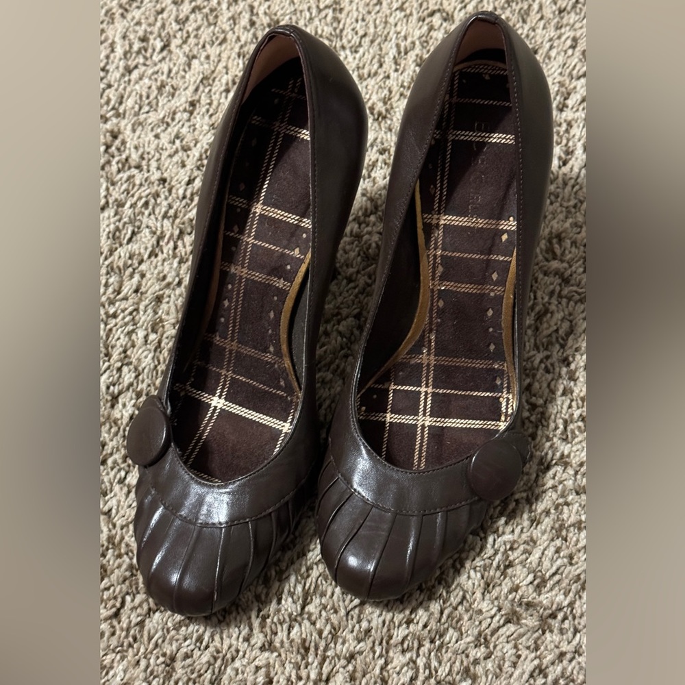 Brown BCBG heel 8.5